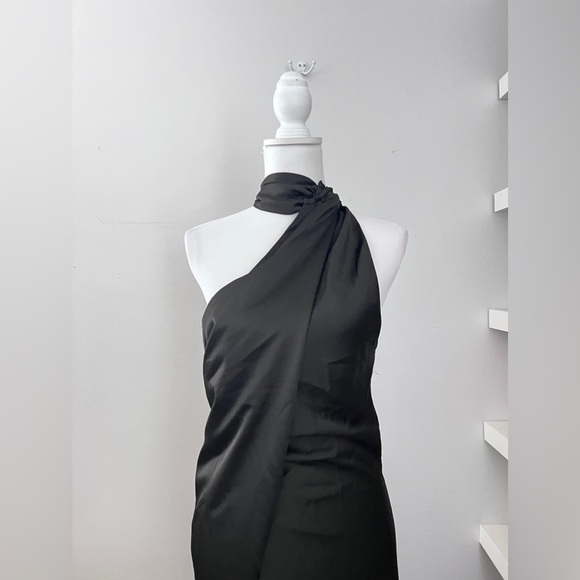 Arias Dress Women Black Crepe Asymmetrical Drapey Halter Formal Cocktail Sz 4 - Picture 6 of 13